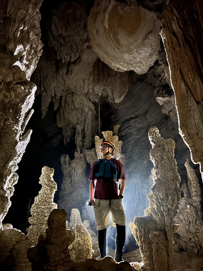 Trekking: Khi người ta trả tiền để chịu khổ, thứ cứu bạn giữa n&uacute;i rừng đ&ocirc;i khi chỉ l&agrave; một đ&ocirc;i tất- Ảnh 3.