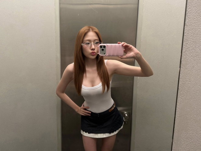 Hội "em ghệ tone hồng" y&ecirc;u rapper: Visual ai cũng xịn, body đẹp nức nở - Ảnh 14.
