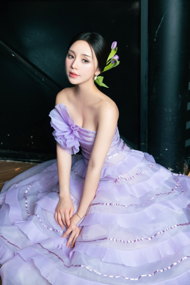 Quỳnh Kool lại bùng nổ khi làm cô dâu: Hơn 10 năm vào showbiz, đẹp theo cách phá vỡ “chuẩn gầy” - Ảnh 8.