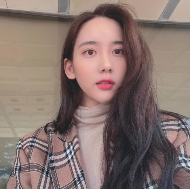 Phát hiện 1 nàng thơ nhiều lần bị bắt vì ma túy, ra tù chăm cập nhật cuộc sống lành mạnh lên mạng, gắn link bán hàng- Ảnh 1. Phát hiện 1 nàng thơ nhiều lần bị bắt vì ma túy, ra tù chăm cập nhật cuộc sống lành mạnh lên mạng, gắn link bán hàng- Ảnh 1.