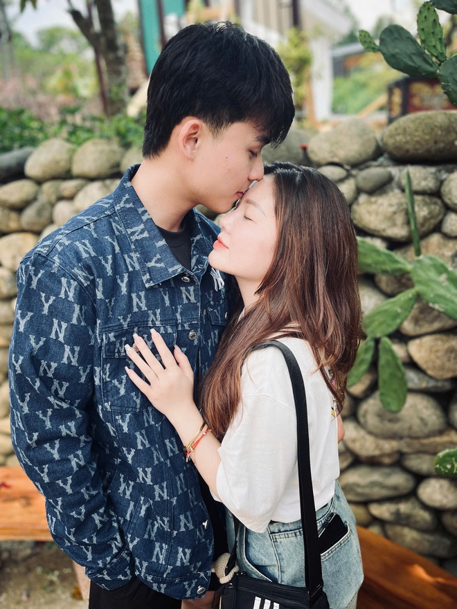 Trai trẻ 22 tuổi si mê mẹ đơn thân 36 tuổi ở Lai Châu: Quen nhau qua một lần sạc nhờ pin điện thoại - Ảnh 3.