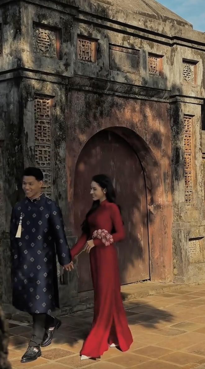 Chiếc mũi bị ch&ecirc; n&acirc;ng qu&aacute; cao, khiến tiểu thư B&iacute;ch Hạnh - vợ Văn Thanh trăn trở suốt 10 năm: Hiện tại ra sao? - Ảnh 2.