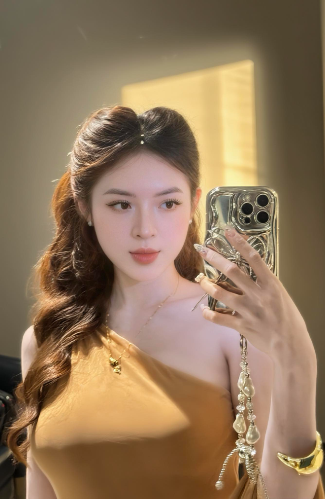 T&igrave;nh h&igrave;nh hiện tại của Phan Quế Chi - &ldquo;nữ tiếp vi&ecirc;n h&agrave;ng kh&ocirc;ng vạn người m&ecirc;&rdquo; từng nổi khắp MXH- Ảnh 16.