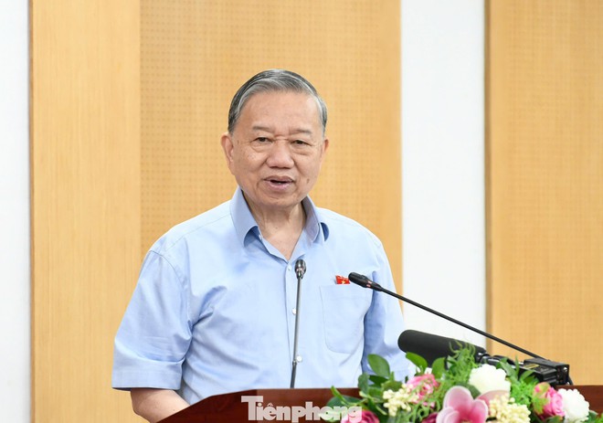 Tổng B&iacute; thư, Chủ tịch nước T&ocirc; L&acirc;m: Thi v&agrave;o lớp 10 c&ograve;n căng thẳng hơn thi đại học - Ảnh 3.