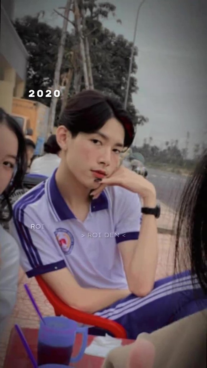 Hiện tượng chuyển giới Đồng Th&aacute;p đang viral quốc tế: Cao 1m86, mỗi bước sải ch&acirc;n 8 triệu người xem - Ảnh 3.