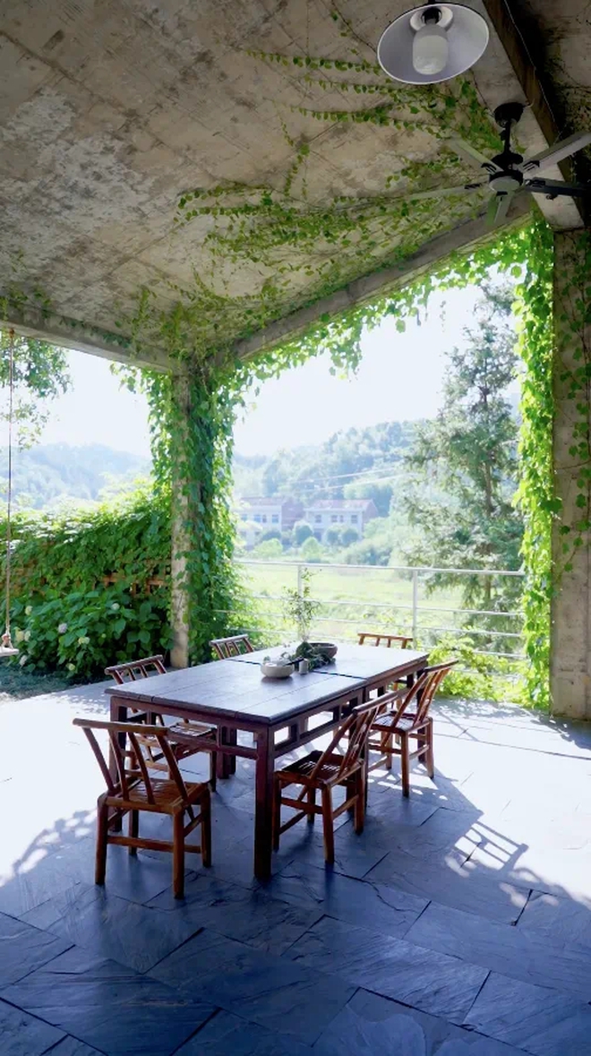 Ch&agrave;ng trai 30 tuổi về qu&ecirc; x&acirc;y nh&agrave; rộng 760m2, 3 tầng: H&agrave;ng x&oacute;m ch&ecirc; 