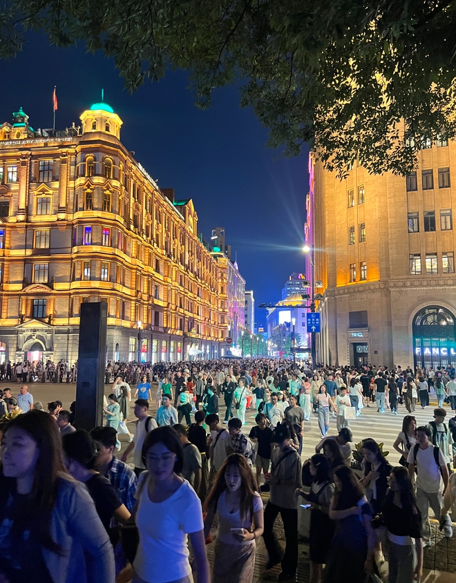 Chỉ có 12 giờ nhưng trót "luỵ" Thượng Hải: Ăn lẩu thực tế ảo, xuyên không về vườn nhà Minh và săn hoàng hôn ở Hoàng Phố - Ảnh 29.