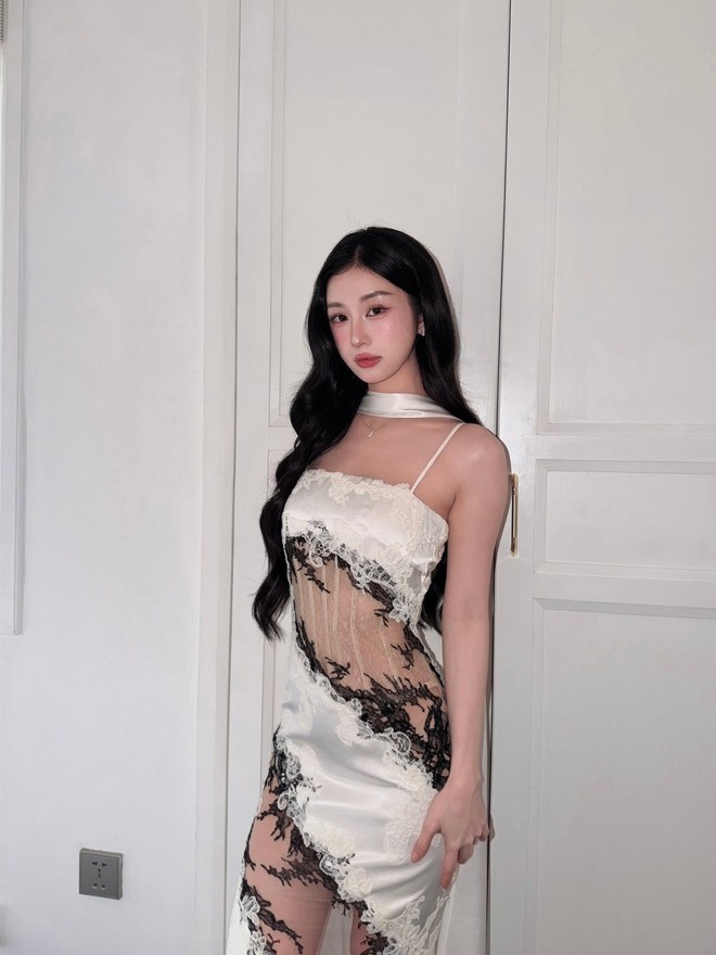 Chưa thấy ai như mỹ nhân này, 1 thập kỷ vẫn được tung hô vì đẹp, ở Việt Nam không ai dám đứng cạnh - Ảnh 2.