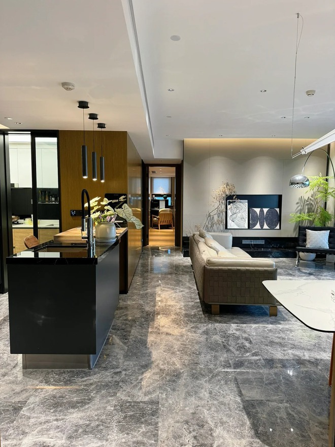 Giám đốc thiết kế mua căn hộ tầng 20 giá 27 tỷ: Đẹp đến mức “không muốn ra khỏi nhà” - Ảnh 12.