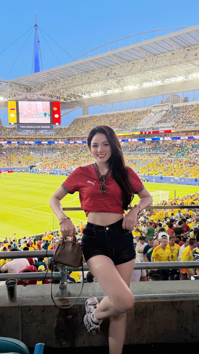 Danh t&iacute;nh g&aacute;i đẹp Đắk Lắk check-in xem World Cup 2026 ở Mỹ: Mới tậu BMW, cuộc sống sang chảnh g&acirc;y ch&uacute; &yacute; - Ảnh 1.