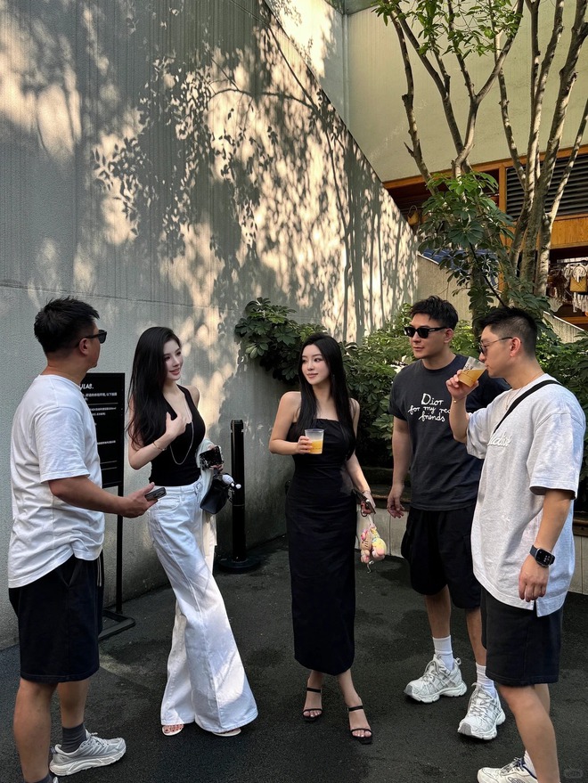 &ldquo;Nh&agrave; ngh&egrave;o th&igrave; n&eacute; xa nhận thức của bố mẹ ra&rdquo;: H&agrave;ng ngh&igrave;n người tranh c&atilde;i về giới hạn của gia đ&igrave;nh- Ảnh 6.