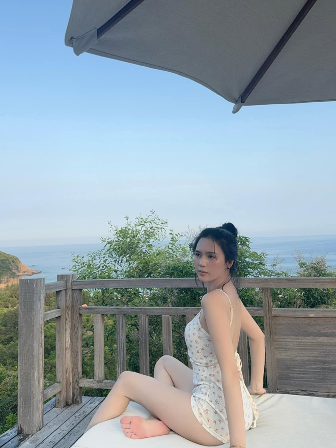 C&ocirc; g&aacute;i qu&ecirc; Tuy&ecirc;n Quang cưới người nổi tiếng gặp ở qu&aacute;n c&agrave; ph&ecirc;: Sống như b&agrave; ho&agrave;ng trong biệt thự ở H&agrave; Nội, nghỉ h&egrave; ở ch&acirc;u &Acirc;u - Ảnh 3.