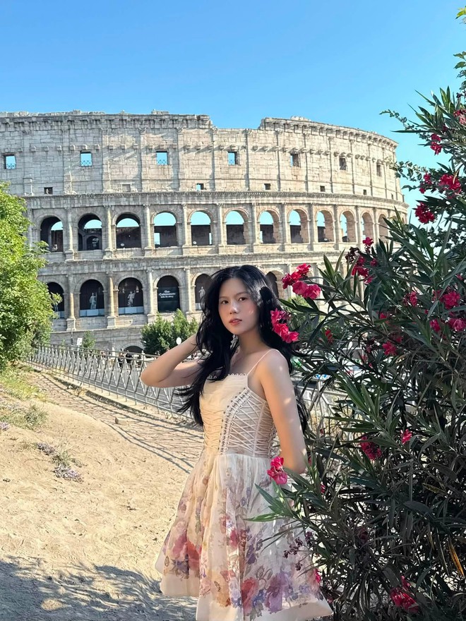 C&ocirc; g&aacute;i qu&ecirc; Tuy&ecirc;n Quang cưới người nổi tiếng gặp ở qu&aacute;n c&agrave; ph&ecirc;: Sống như b&agrave; ho&agrave;ng trong biệt thự ở H&agrave; Nội, nghỉ h&egrave; ở ch&acirc;u &Acirc;u - Ảnh 17.
