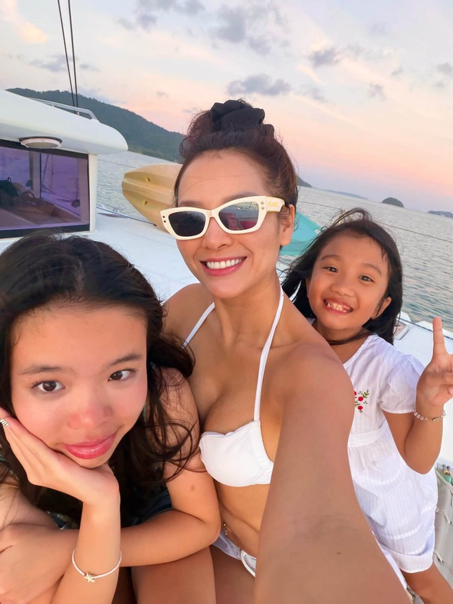 Con gái riêng của mỹ nhân showbiz Việt gây sốt với đôi chân siêu dài ở tuổi 13, thần thái chuẩn ngôi sao tương lai - Ảnh 7.