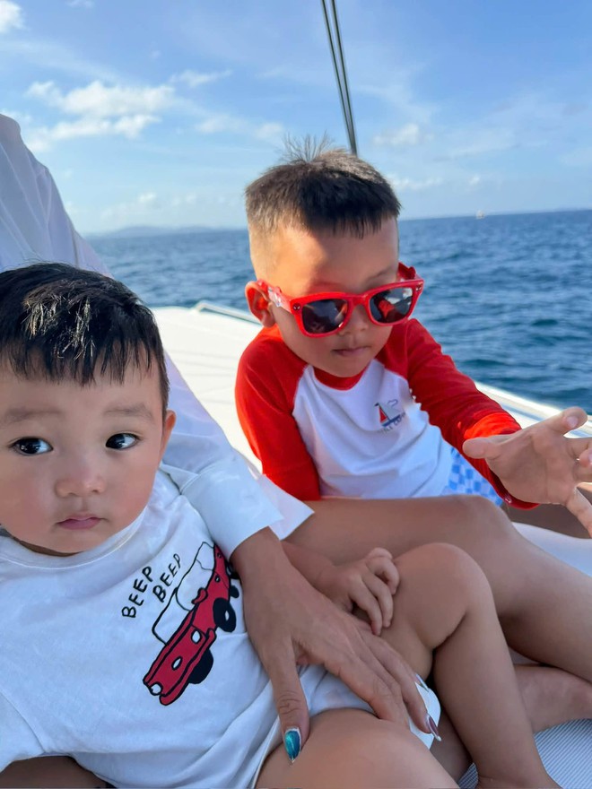 Con gái riêng của mỹ nhân showbiz Việt gây sốt với đôi chân siêu dài ở tuổi 13, thần thái chuẩn ngôi sao tương lai - Ảnh 23.