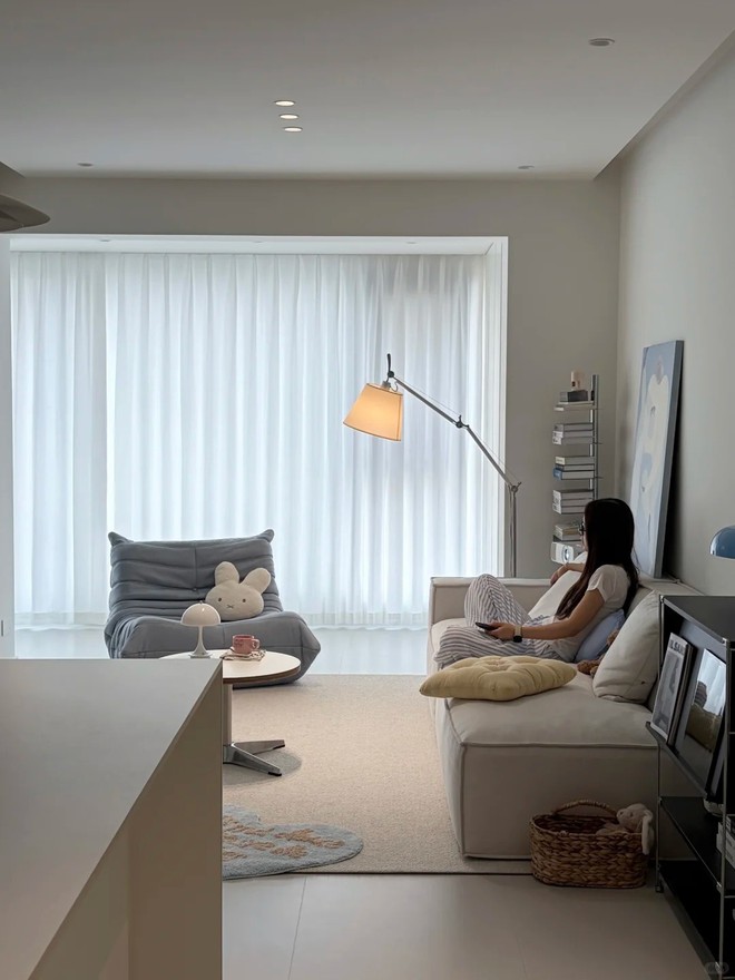 Vì sao ngày càng nhiều gia đình không còn đóng trần thạch cao? 2 giải pháp hoàn thiện trần đang được ưa chuộng hơn cả - Ảnh 3.