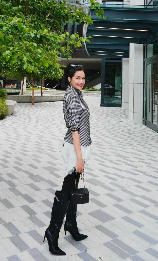 Lọ Lem trong loạt ảnh chụp đ&uacute;ng thời điểm nghi sang Mỹ dự lễ tốt nghiệp thiếu gia T&agrave;i Sầm- Ảnh 5.