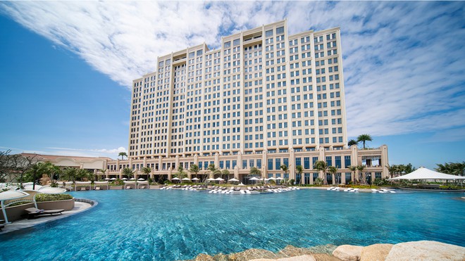 Trải nghiệm tổ hợp nghỉ dưỡng 4 tỷ USD tại TP.HCM: Lần đầu mở casino cho người Việt, cho&aacute;ng ngợp với 19 nh&agrave; h&agrave;ng v&agrave; hơn 1.200 ph&ograve;ng kh&aacute;ch sạn - Ảnh 8.