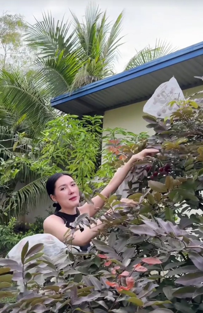 Cuộc sống kh&aacute;c lạ trong l&acirc;u đ&agrave;i 500 tỷ của Trần Thị B&iacute;ch Ng&acirc;n, qu&ecirc; C&agrave; Mau, SN 1995 - Ảnh 7.