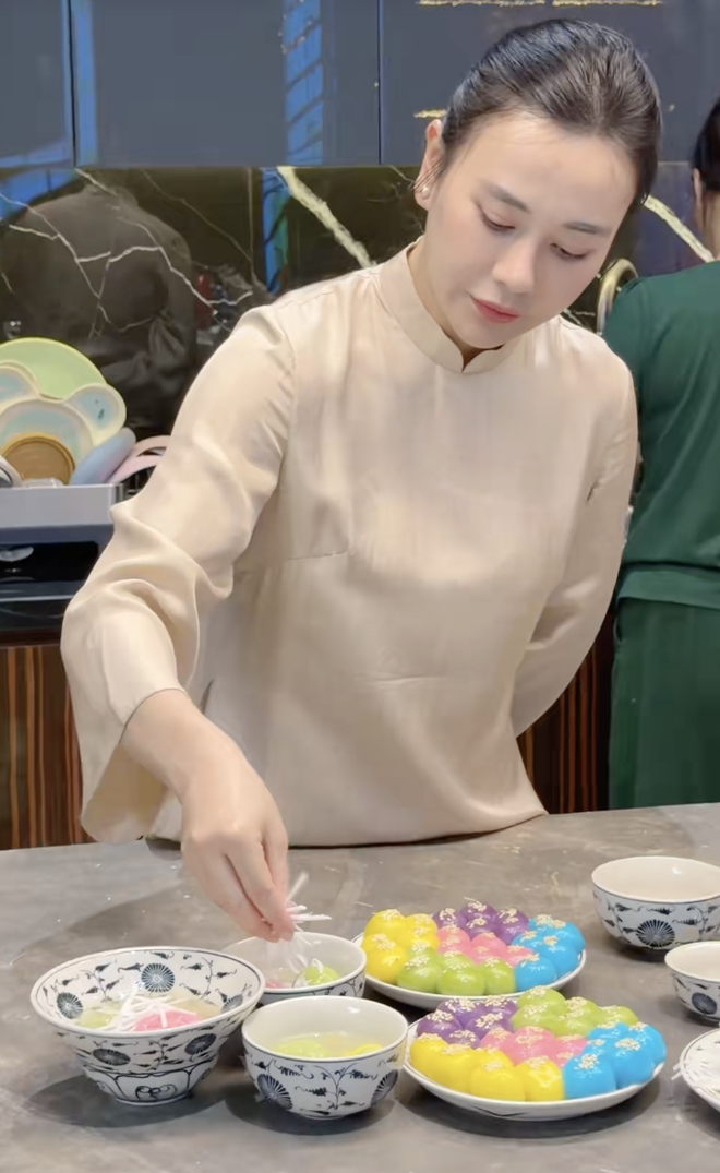 Phương Oanh một m&igrave;nh chăm cặp song sinh vẫn tự tay nấu ăn: Nh&igrave;n m&acirc;m cơm thấy độ tỉ mỉ- Ảnh 10.