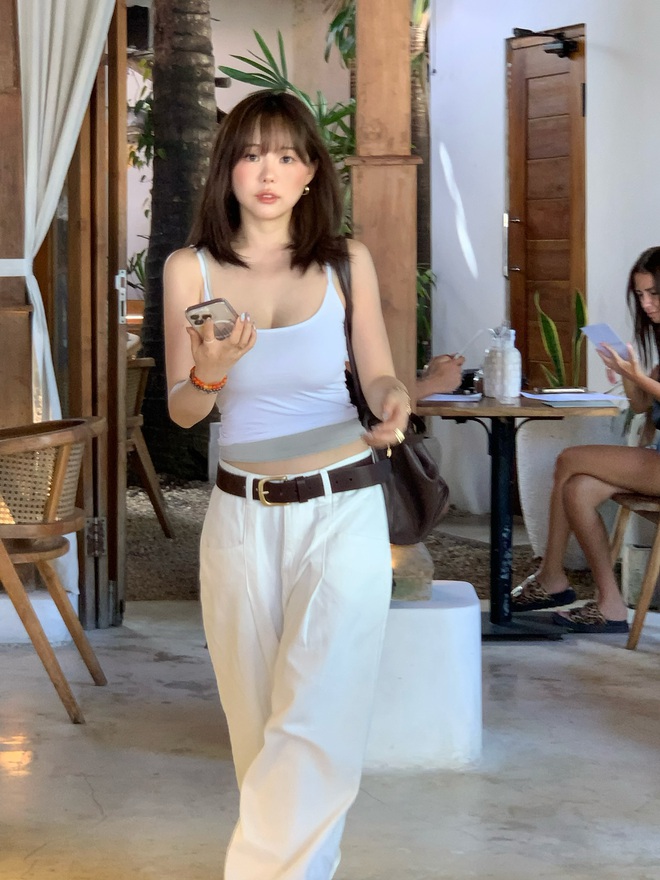 Hot mom cao 1m48 mặt trẻ như học sinh, kiếm 3 tỷ trong 10 phút, là ai? - Ảnh 4.