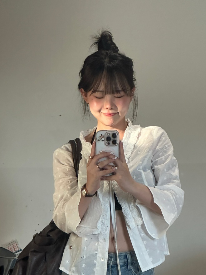 Hot mom cao 1m48 mặt trẻ như học sinh, kiếm 3 tỷ trong 10 phút, là ai? - Ảnh 7.