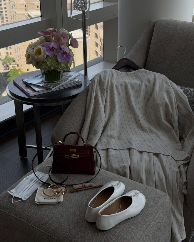 Giấu k&iacute;n dung mạo, sống quiet luxury: Cuộc đời &iacute;t người biết của vợ Demb&eacute;l&eacute; - Ảnh 25.