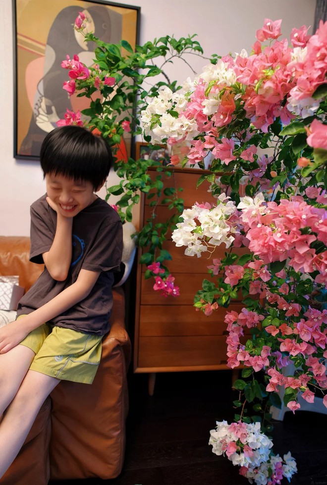 Ban công của mẹ 1 con đẹp như một "khu vườn cổ tích", nhìn thành quả mới hiểu vì sao mê đến vậy - Ảnh 4.