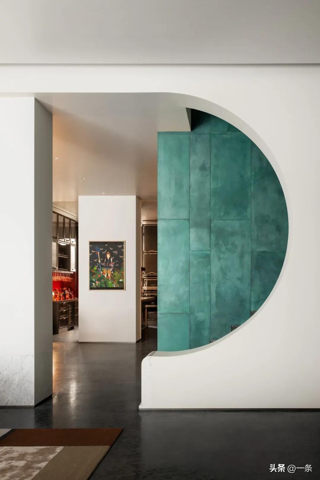 Cặp vợ chồng trung ni&ecirc;n sống trong căn nh&agrave; 700m&sup2; nhưng mỗi người một tầng: Sau c&ugrave;ng, h&ocirc;n nh&acirc;n lại dễ chịu hơn- Ảnh 11.