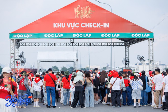 Sự kiện quy tụ 40.000 người đổ về tối 23/8: Sức n&oacute;ng tăng l&ecirc;n từng ph&uacute;t- Ảnh 16.