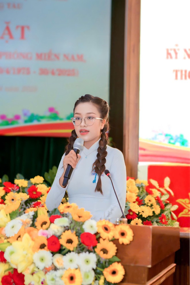Bảng điểm xuất sắc của những nữ thủ khoa Học viện Quân y - Ảnh 5.