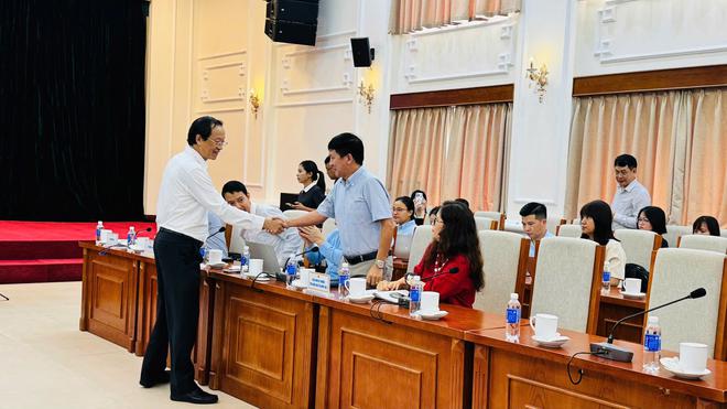 Bộ Gi&aacute;o dục họp b&aacute;o hướng xử l&iacute; 328 th&iacute; sinh trong vụ gian lận thi tại Tuy&ecirc;n Quang - Ảnh 8.