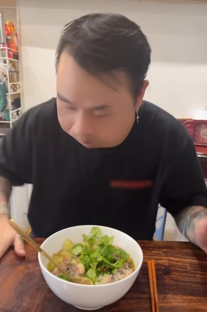 Bữa cơm nh&agrave; Ch&acirc;u B&ugrave;i nấu cho Binz- Ảnh 8.