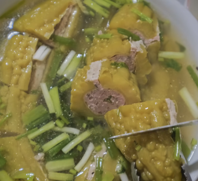 Bữa cơm nh&agrave; miền T&acirc;y mẹ nấu cho Khoai Lang Thang - Ảnh 5.