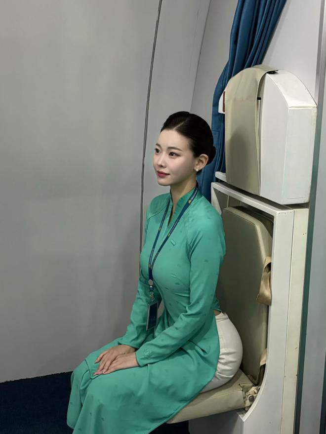 Tiếp viên hàng không hãng Vietnam Airlines mang quốc tịch Hàn Quốc: Thuê nhà ở TP.HCM sống 1 mình, mê nhất là đi xe ôm công nghệ- Ảnh 5.
