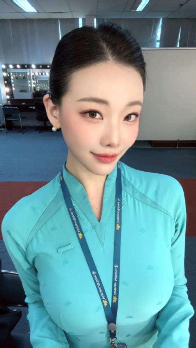 Tiếp viên hàng không hãng Vietnam Airlines mang quốc tịch Hàn Quốc: Thuê nhà ở TP.HCM sống 1 mình, mê nhất là đi xe ôm công nghệ- Ảnh 6.