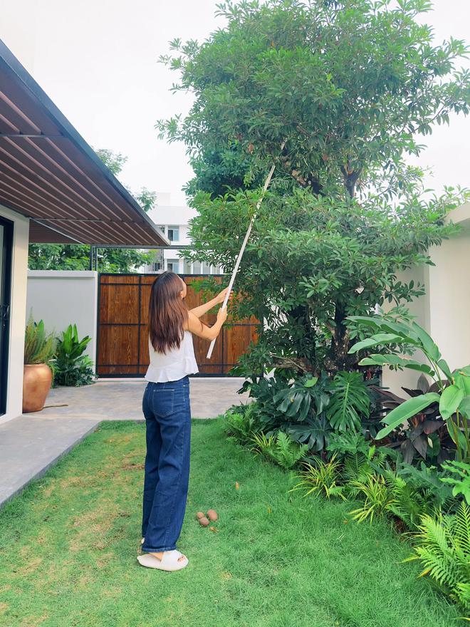 Bên trong biệt thự 500m2 như khu nghỉ dưỡng của nam ca sĩ quê Ninh Bình lấy vợ miền Tây, 3 thế hệ cùng chung sống- Ảnh 7.