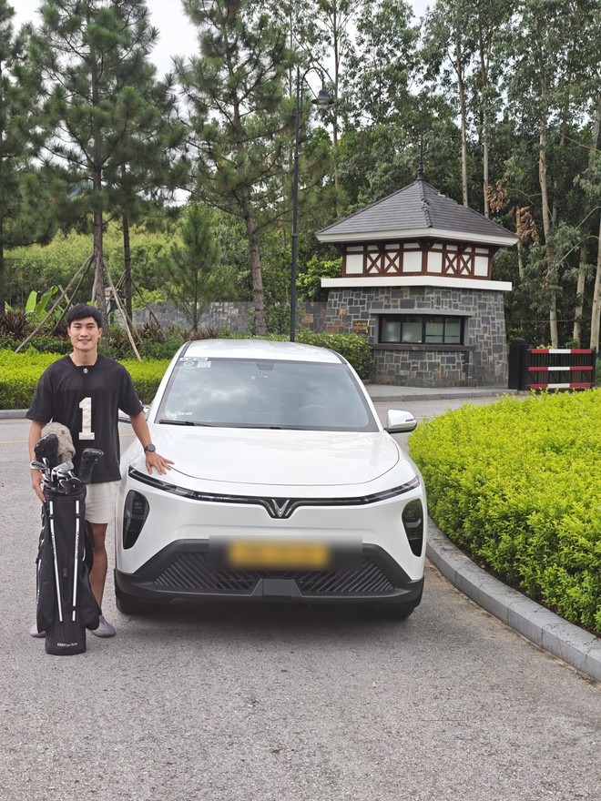 Cựu thủ môn cùng thời Quang Hải, Văn Hậu: Lái taxi kiếm 10 triệu/tháng, cuộc sống khác biệt so với thời còn đi đá bóng- Ảnh 3.