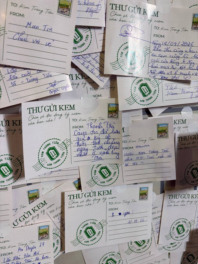Ngày cuối tiếc nuối ở số 35 Tràng Tiền: "Tạm biệt nơi em được bố cho đi ăn kem khi được 10 điểm toán đầu tiên" - Ảnh 16.
