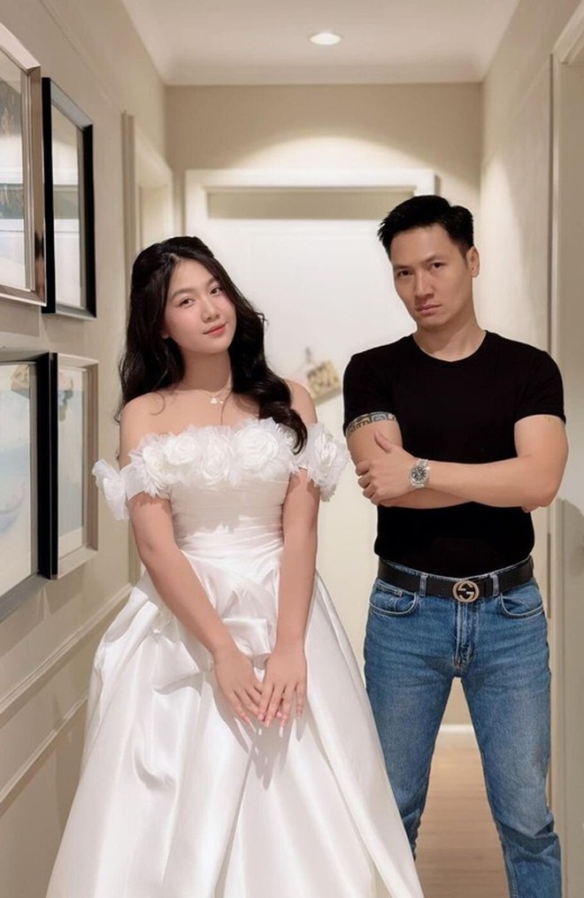 &Aacute;i nữ nh&agrave; diễn vi&ecirc;n Mạnh Trường tr&ograve;n 17 tuổi: B&eacute; Chip giờ đ&atilde; th&agrave;nh thiếu nữ, kh&ocirc;ng chỉ xinh đẹp m&agrave; c&ograve;n cực t&agrave;i năng - Ảnh 6.