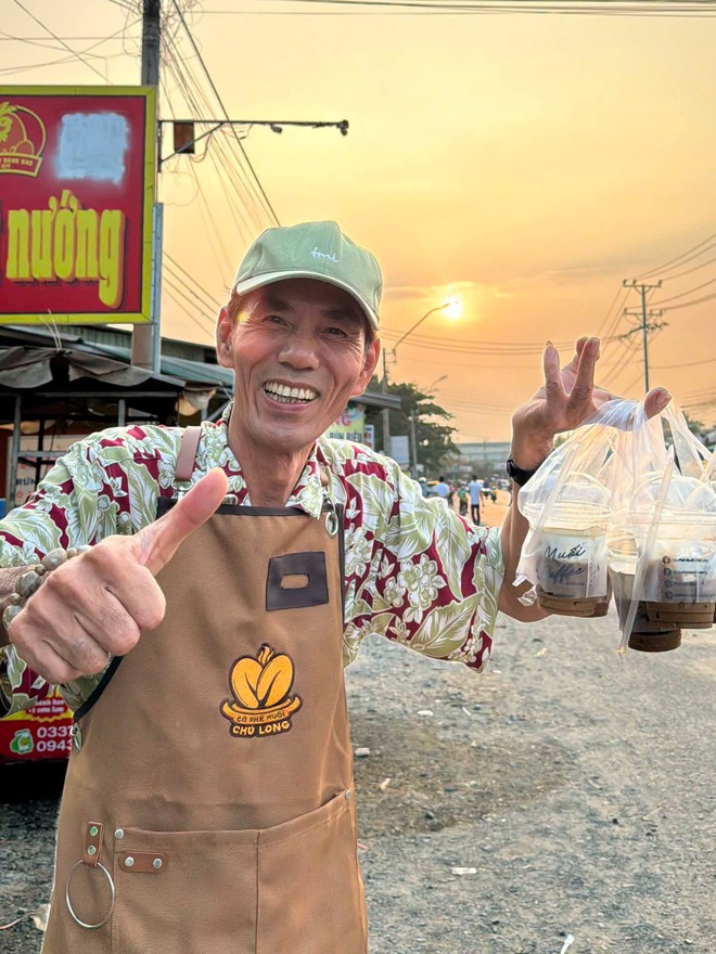 Thực hư chuyện c&agrave; ph&ecirc; muối Ch&uacute; Long mở chi nh&aacute;nh tại Thượng Hải?  - Ảnh 10.