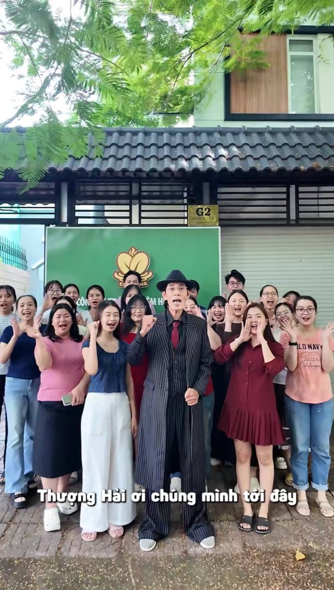 Thực hư chuyện c&agrave; ph&ecirc; muối Ch&uacute; Long mở chi nh&aacute;nh tại Thượng Hải?  - Ảnh 1.