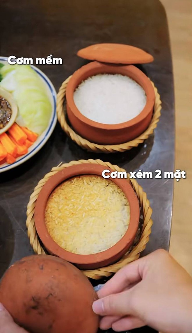 Nam NSƯT U70 từng làm Giám đốc Nhà hát Tuổi Trẻ đi Ninh Bình ăn cơm niêu 25.000 đồng, nhìn mâm cơm đầy ắp lại nhớ thời "cả nhà chỉ được một đĩa đậu" - Ảnh 11.