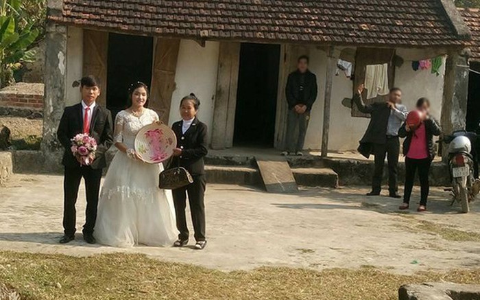 Đám cưới không phông rạp, không loa đài, câu chuyện tình tiếp thêm niềm tin về tình yêu đích thực