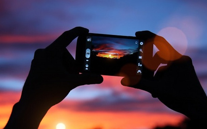 Đây là lý do tôi từ bỏ máy ảnh để "kết duyên" với smartphone