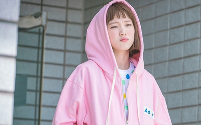 Giới trẻ mất ăn, mất ngủ vì phong cách thời trang của "Tiên nữ cử tạ"