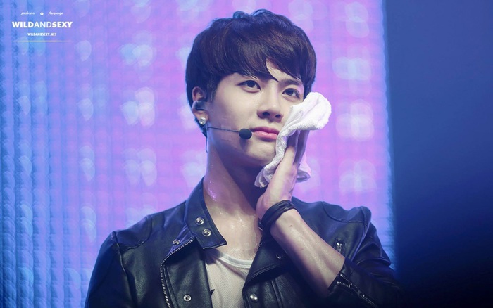 Jackson (GOT7) bất ngờ nôn khan trong buổi gặp fan hâm mộ tại Nhật