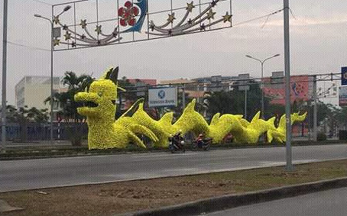 Dân tình xôn xao vì con rồng Tết mang màu sắc, hình thù khó hiểu ở Hải Phòng