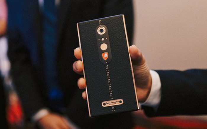 Ra mắt Lamborghini Alpha One tại Việt Nam: Siêu smartphone từ thương hiệu siêu xe, giá dự kiến 55 triệu đồng