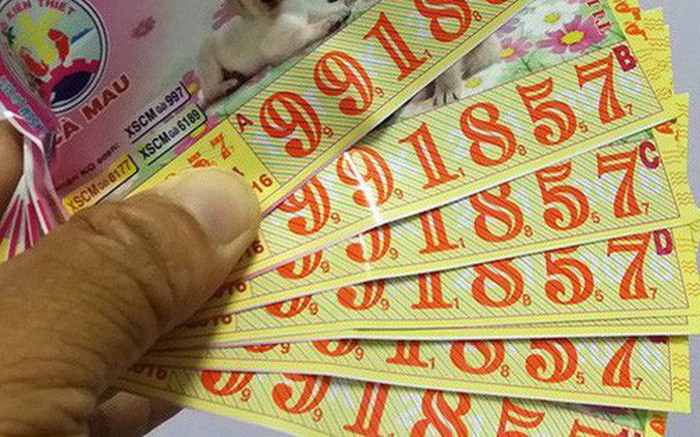 2 cán bộ trúng 4 tỷ đồng vé số được tặng trong ngày 8/3